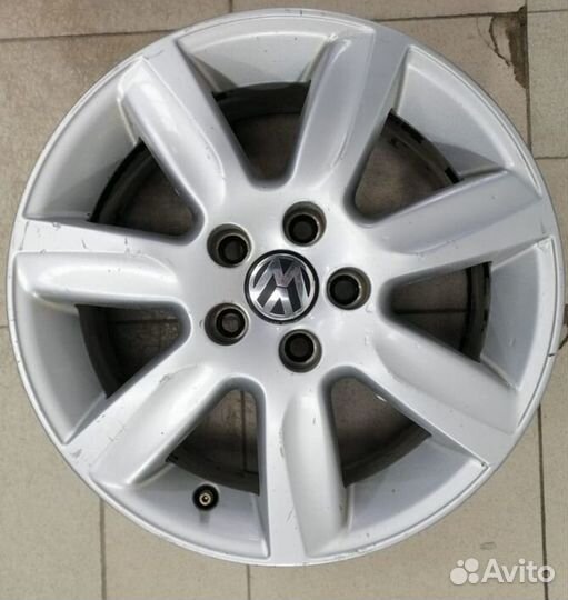 Литые диски r 15 5100 Volkswagen Polo