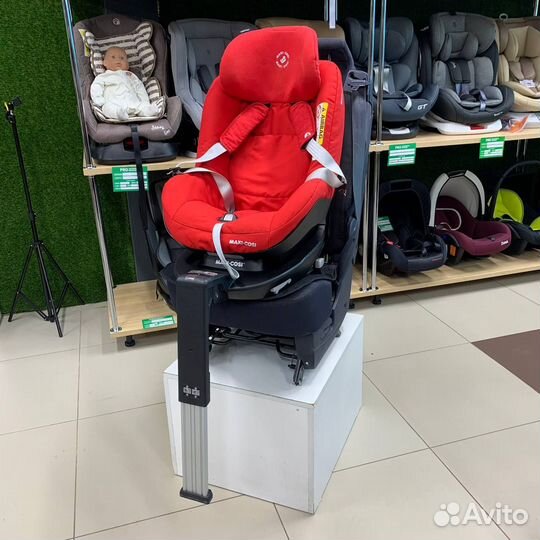 Автокресло Maxi Cosi Pear с isofix