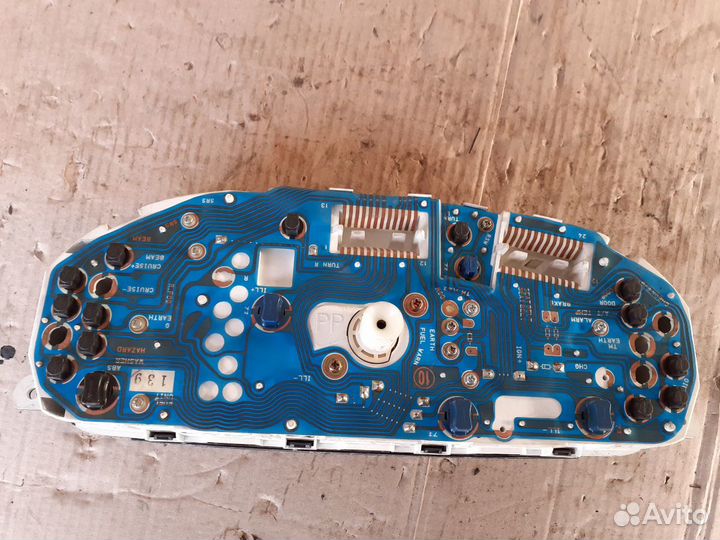 Панель (щиток) приборов Мицубиси Лансер 6 92-00г.в