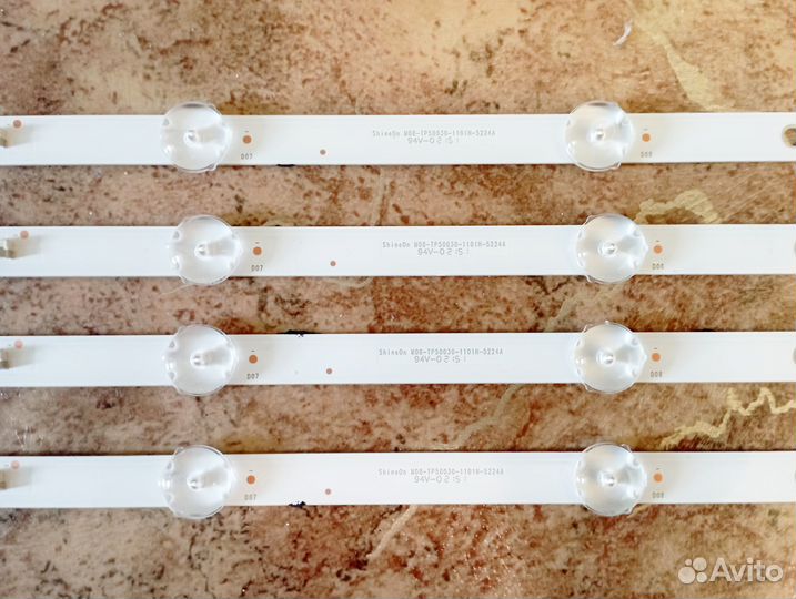 M08-TP50030-1101N-5224A подсветка L50M6-6ARG новая