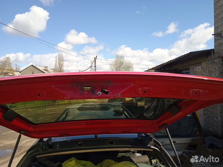 Подлокотник на passat