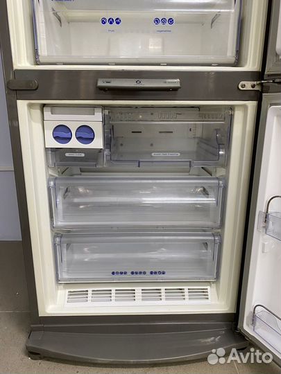 Холодильник No Frost “Whirpool” с гарантией