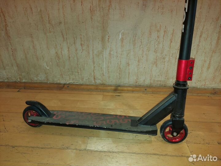 Трюковой самокат Scooter