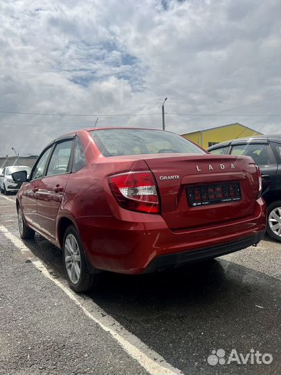 LADA Granta 1.6 МТ, 2022