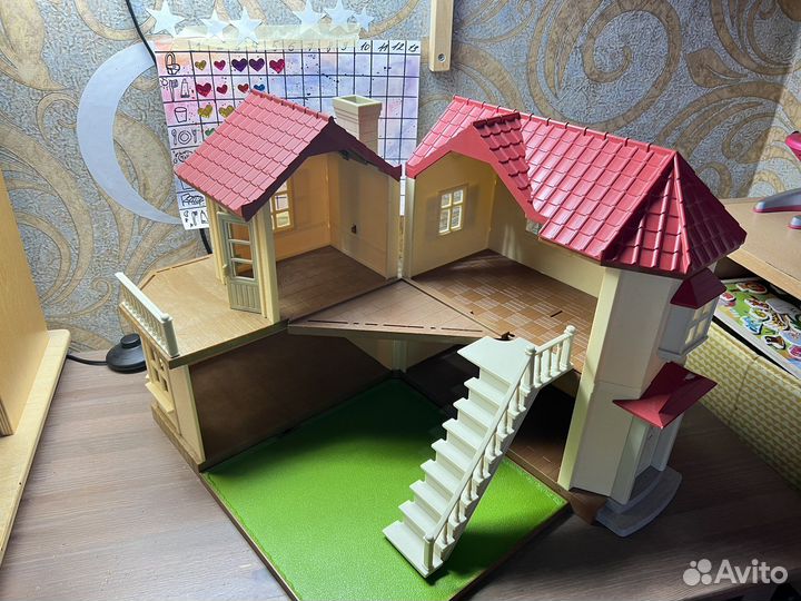 Большой двухэтажный Sylvanian families дом