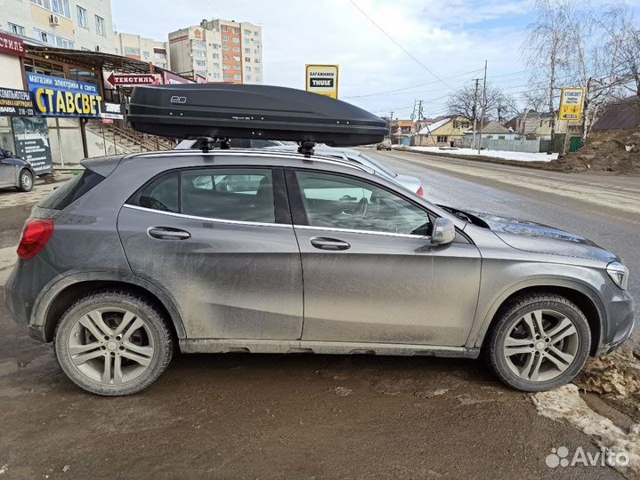 Автобокс на Мерседес черный карбон