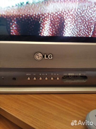 Телевизор LG,диаг.70 см