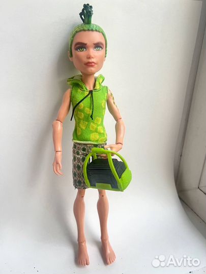 Кукла Монстер Хай Дьюс Гаркон скариж