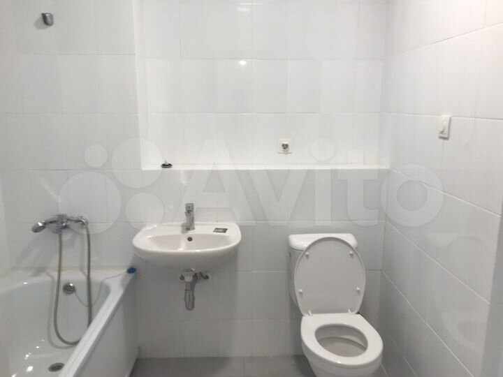 2-к. квартира, 33,8 м², 8/17 эт.