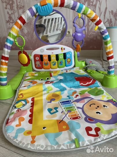 Развивающий коврик Fisher-Price