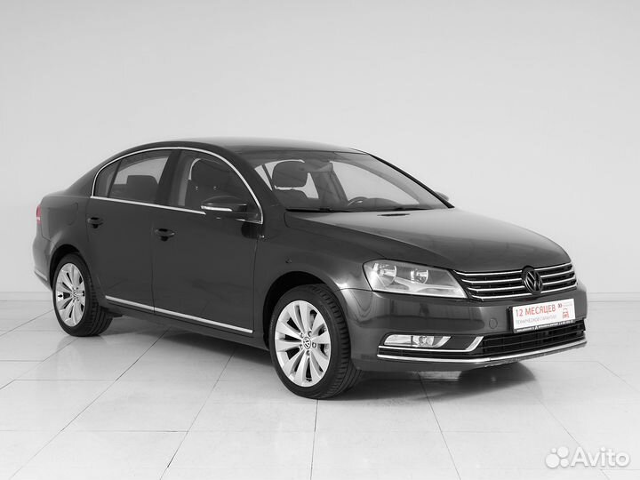 Volkswagen Passat, 2011