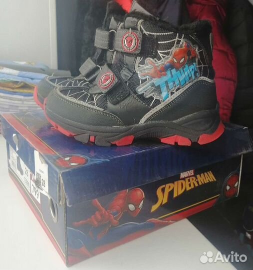 Ботинки утепленные на мальчика
