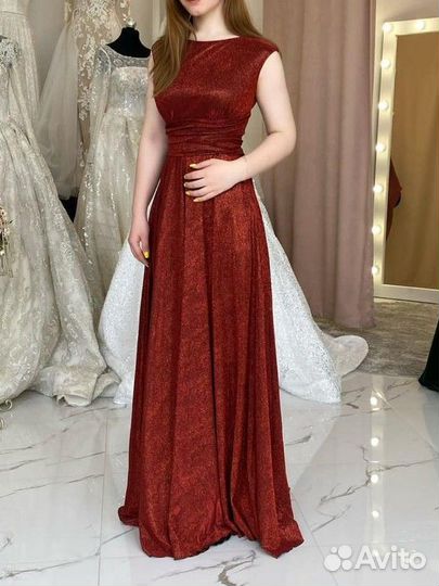 Вечернее платье 42