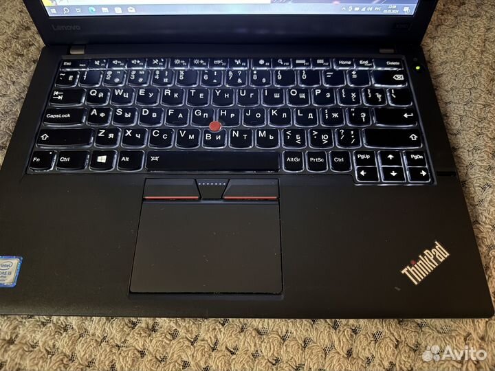 Компактный бизнес ноутбук Lenovo i5gen6/8/256