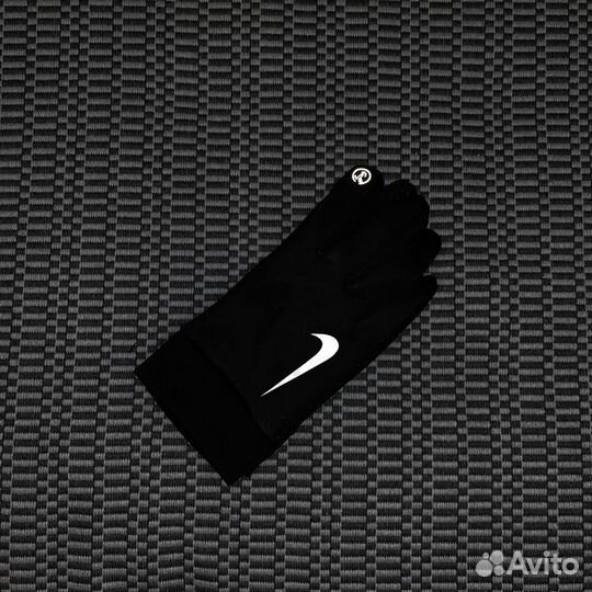 Перчатки Nike чёрные