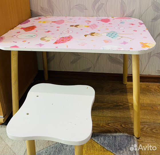 Детский стол и стул