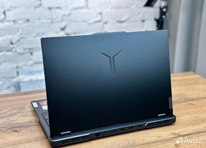 Lenovo Legion 5 Pro R9000P R9/16GB/3TB/4060/2024