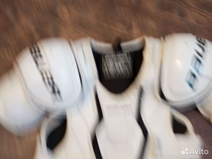 Детская хоккейная защита панцирь М (2)