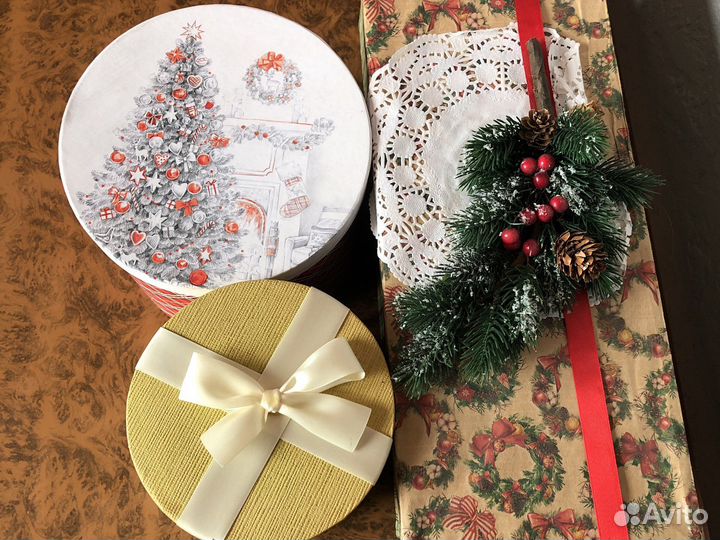 Коробка для новогодних подарков