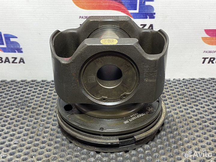 Поршень двс Volvo VNL