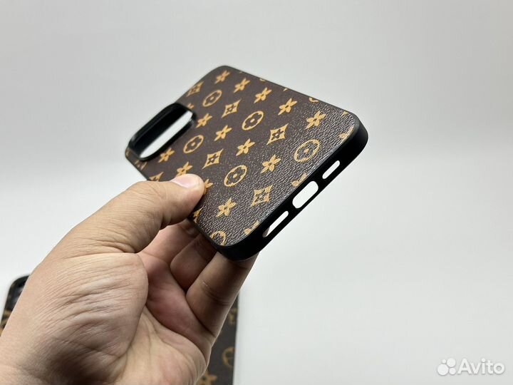 Чехол на iPhone 14 pro max под кожу