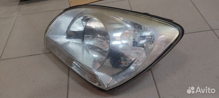 Левая фара kia sportage 2