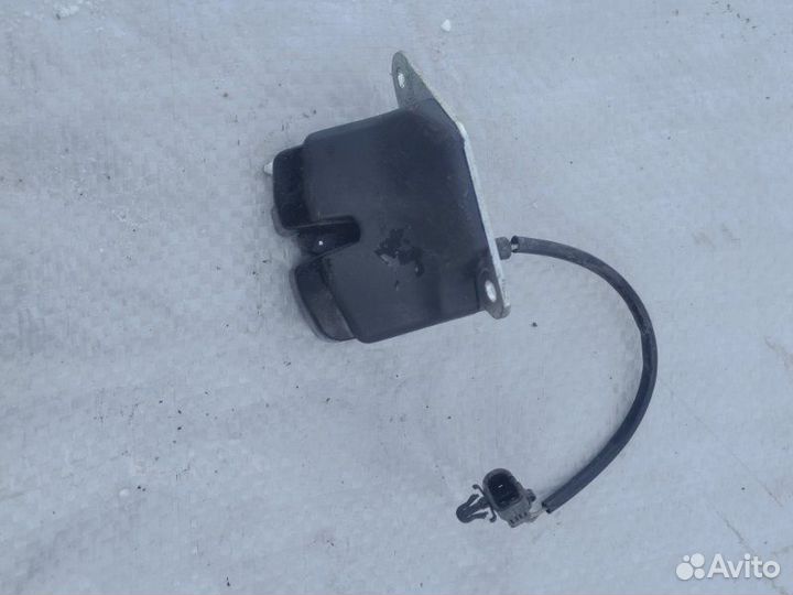Замок багажника Fiat Albea седан 1.4 2009
