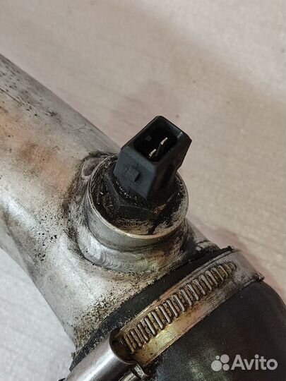 Напорный рукав интеркулера bmw 5 e39