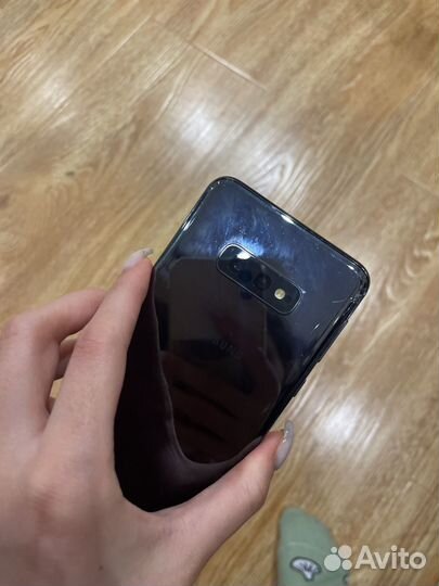 Samsung Galaxy S10, 6/128 ГБ