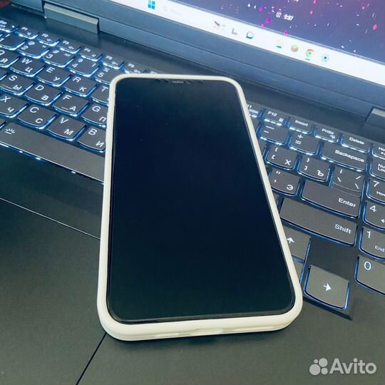 iPhone 11 Pro Max, 64 ГБ