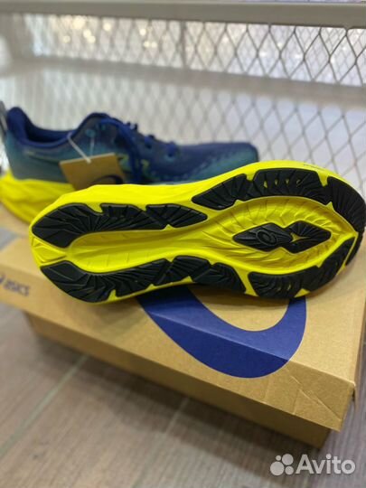 Кроссовки Asics novablast 4