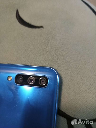 Samsung galaxy a50 4/64