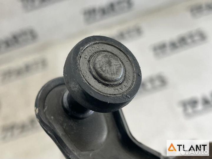 Ролик раздвижной двери задний левый toyota alphard