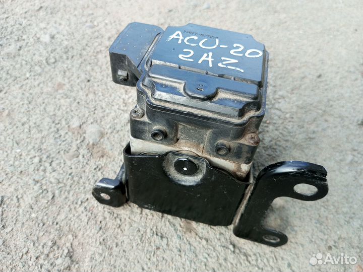 Блок ABS Toyota Highlander ACU20 / KlugerV 2000-07