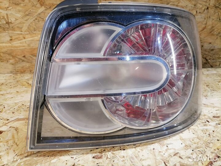 Фонарь правый Mazda CX-7