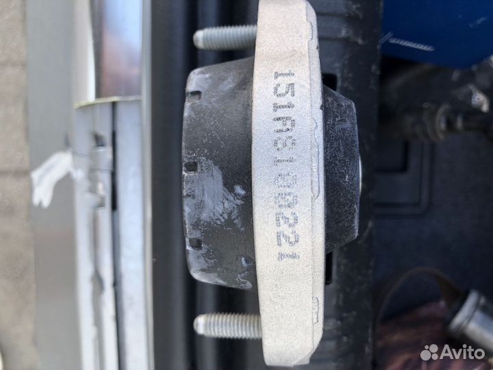 Опора коробки передач lemforder 31107 01