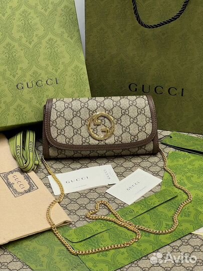 Сумка клатч Gucci Blondie на цепочке