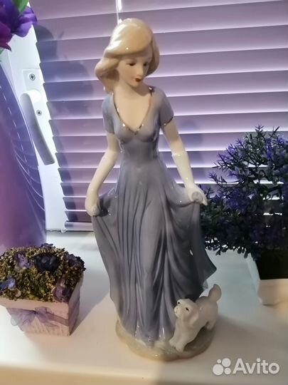 Фарфоровые статуэтки