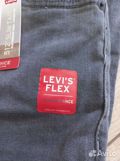 Джинсы мужские levis