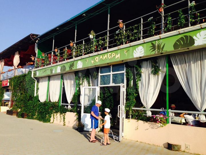 Общепит, 700 м²