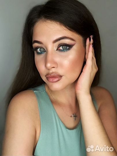 Модели Макияж,Окраш-е бровей,коррекция.маникюр.гел