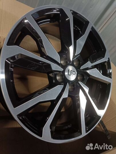 Литьё новое skad (UP) r-17 (5x105) 4 шт