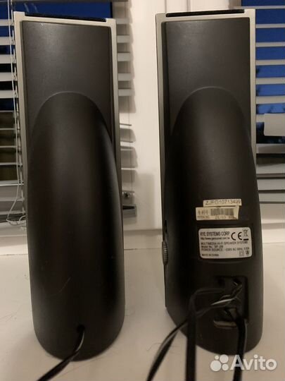 Компьютерные колонки Genius