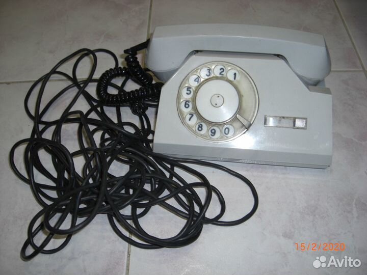Телефон дисковый винтаж с проводом