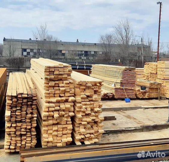 Дoска обpeзнaя