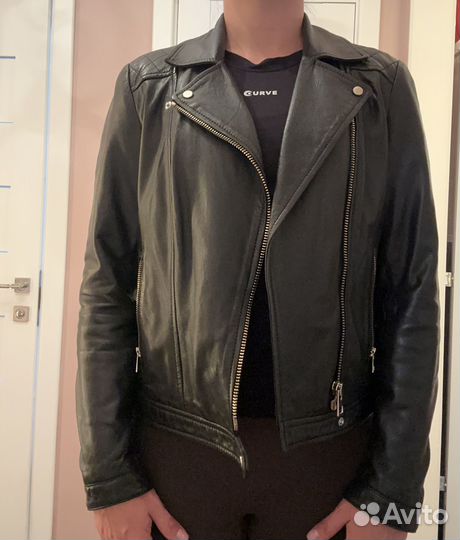 Продается куртка Massimo Duti