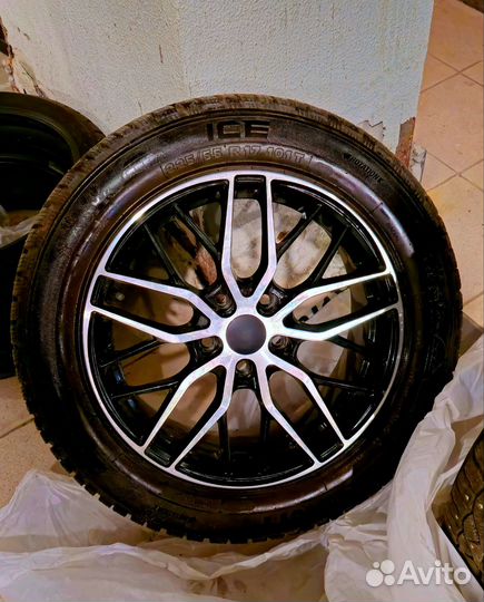 Колеса в сборе 225/55/r17 зимние шипованные