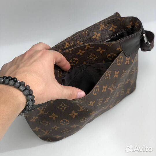Сумка через плечо louis vuitton