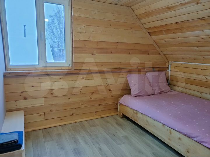 Коттедж 165 м² на участке 13 сот.