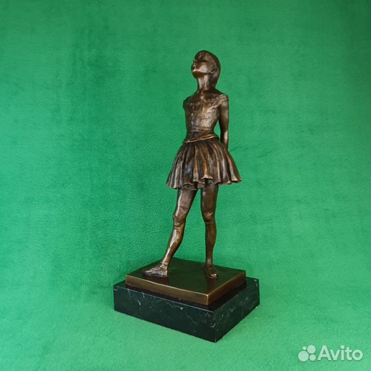 Скульптура из бронзы 14-тилетняя танцовщица (бол.)